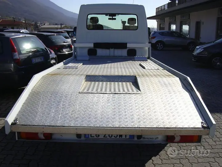 Renault Master 2011 photo 3