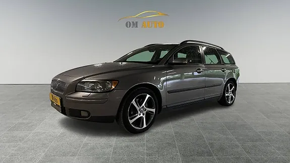 Volvo V50 2005 photo 2