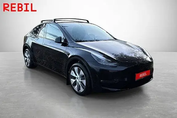 Tesla Model Y 2023 photo 3