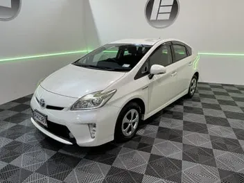 Toyota Prius 2015 photo 4