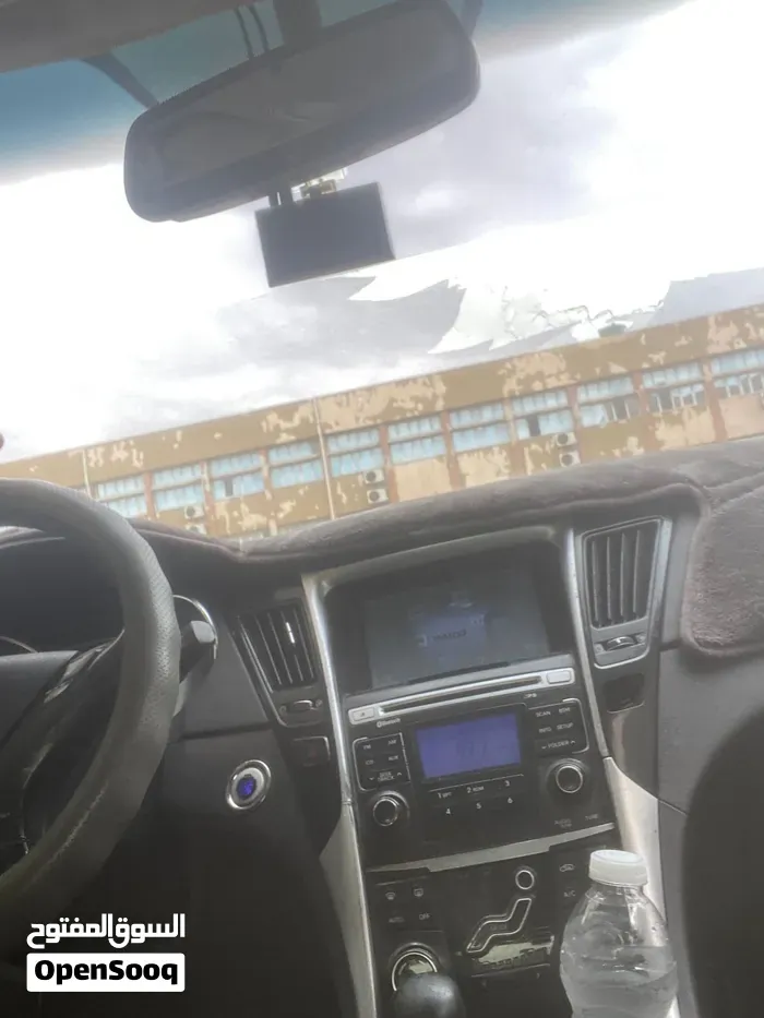 Hyundai Sonata 2012 photo 2