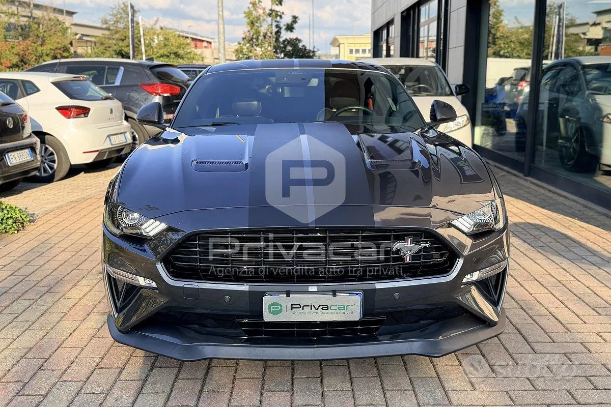 Ford Mustang 2020 photo 2