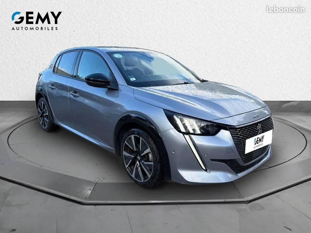 Peugeot 208 2022 photo 3