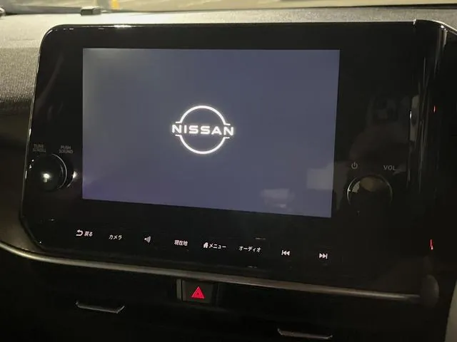 Nissan Ora G 2022 photo 4