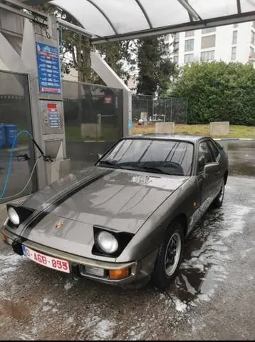 Porsche 924