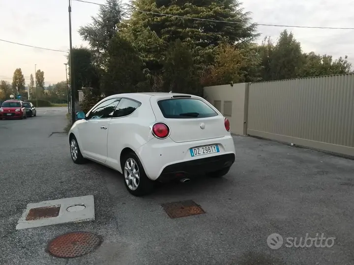 Alfa Romeo Mito 2009 photo 3