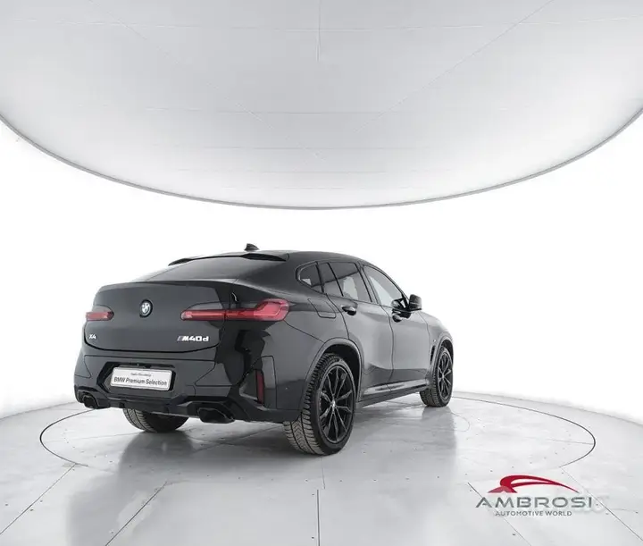 BMW X4 2023 photo 3
