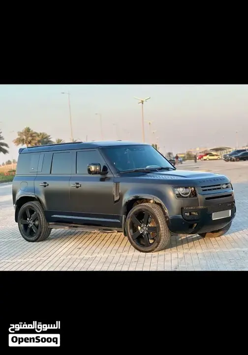 Land Rover Defender 2023 photo 2