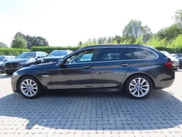 BMW 5 Series 2015 photo 2