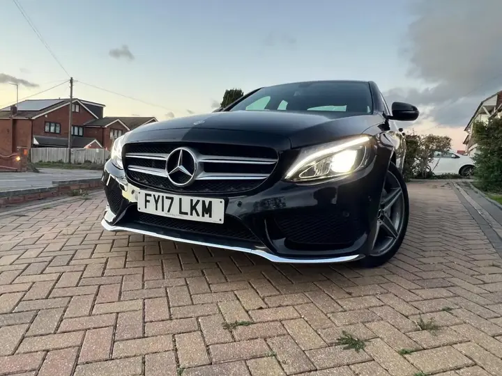 Mercedes-Benz C220D 2017 photo 2