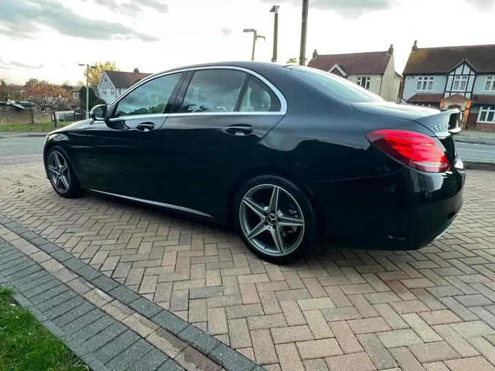Mercedes-Benz C220D 2017 photo 5