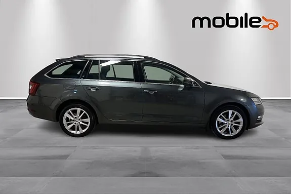Skoda Octavia 2020 photo 2