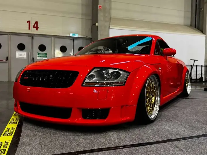 Audi Tt 2004 photo 2