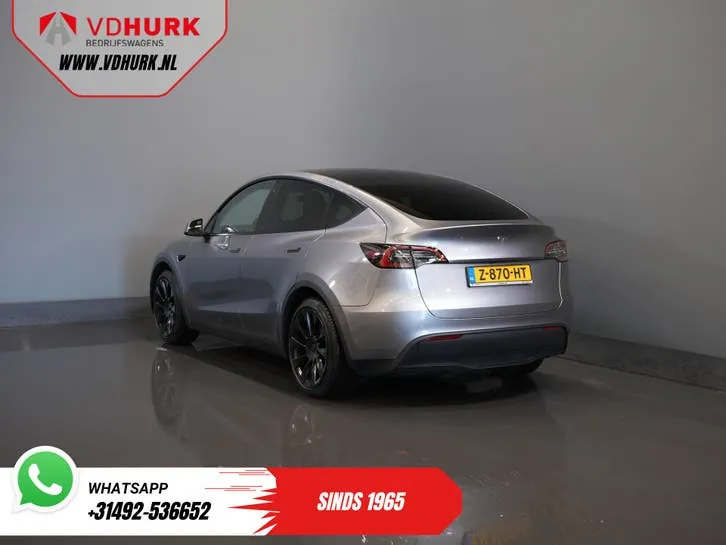 Tesla Model Y 2024 photo 2