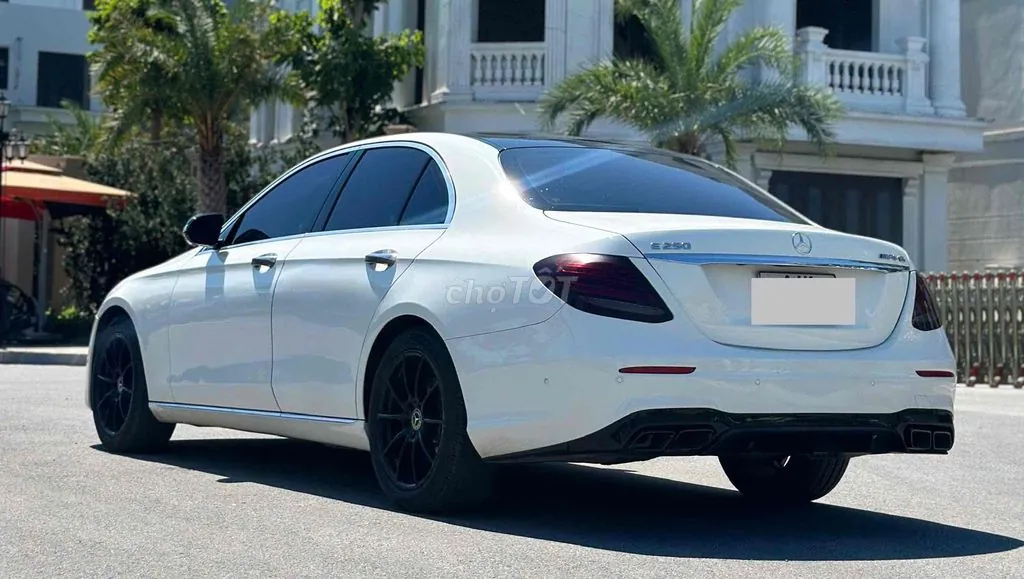 Mercedes-Benz E-Class 2017 photo 3