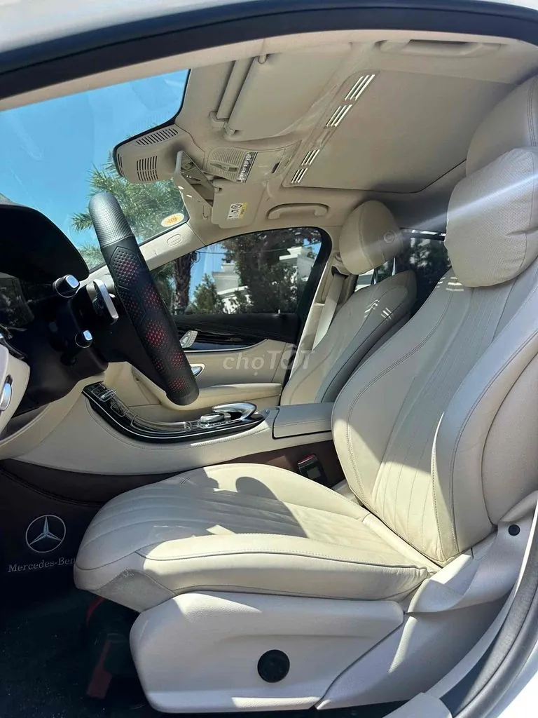 Mercedes-Benz E-Class 2017 photo 5