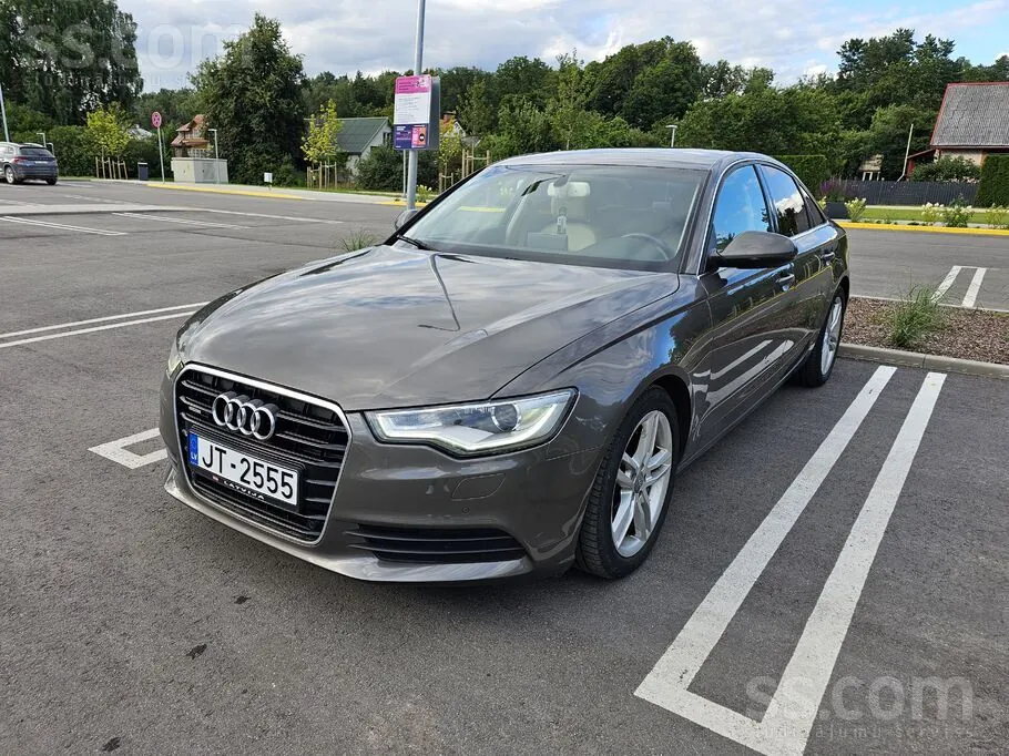 Audi A6 2011 photo 2