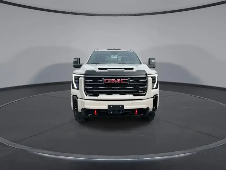 GMC Sierra 3500Hd 2026 photo 3