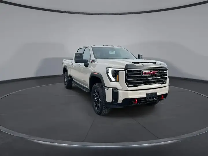 GMC Sierra 3500Hd 2026 photo 2