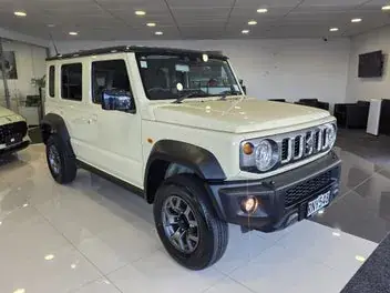 Suzuki Jimny 2026 photo 2