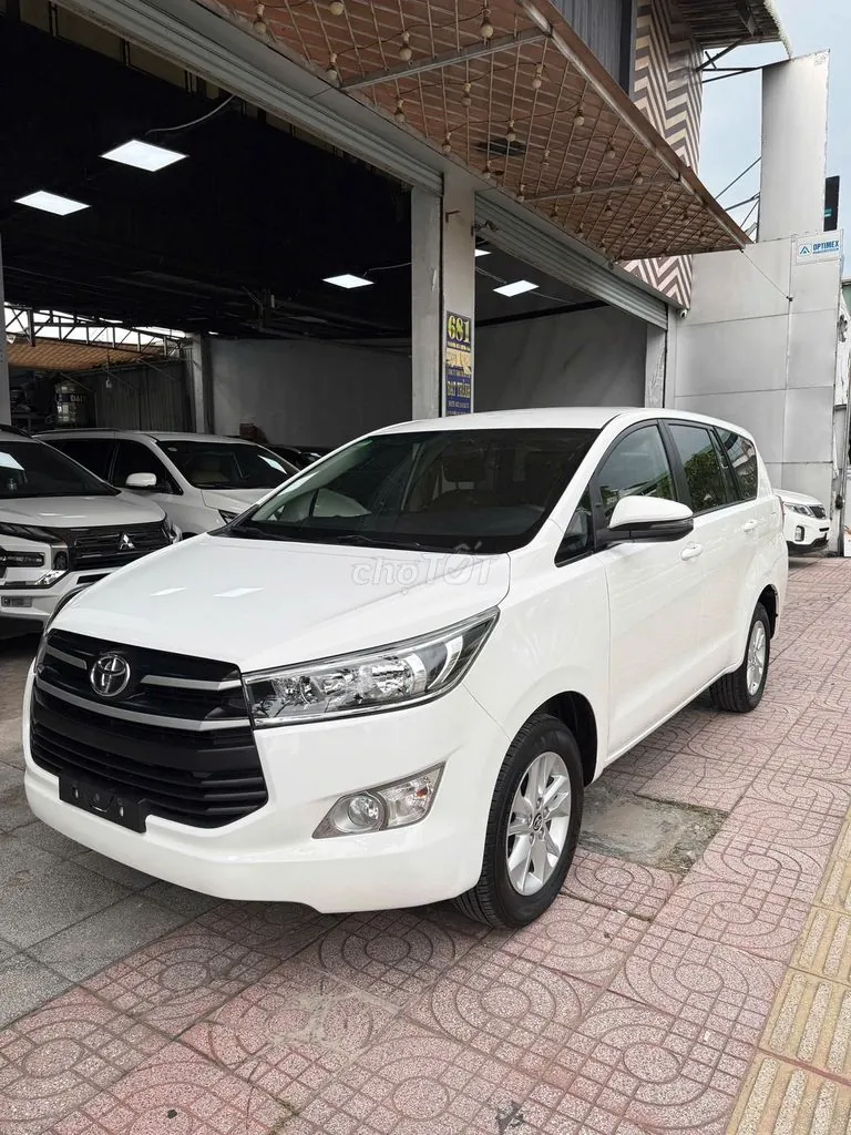 Toyota Innova 2020 photo 3