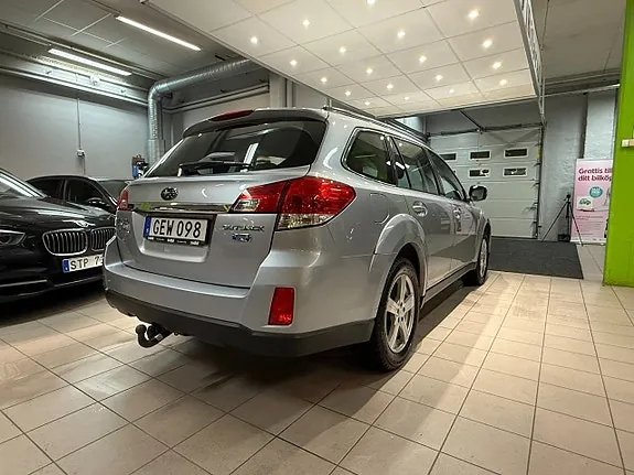 Subaru Outback 2014 photo 5