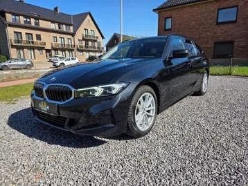 BMW 318 Touring 2023 photo 2