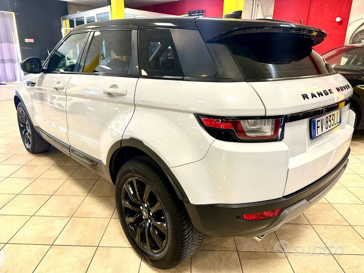 Land Rover Range Rover Evoque 2019 photo 4