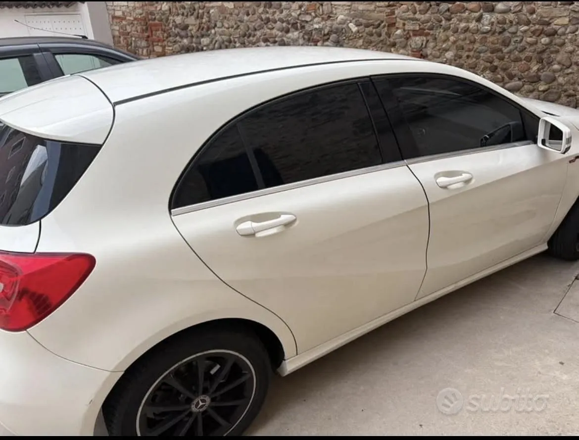 Mercedes-Benz C-Class 2013 photo 3