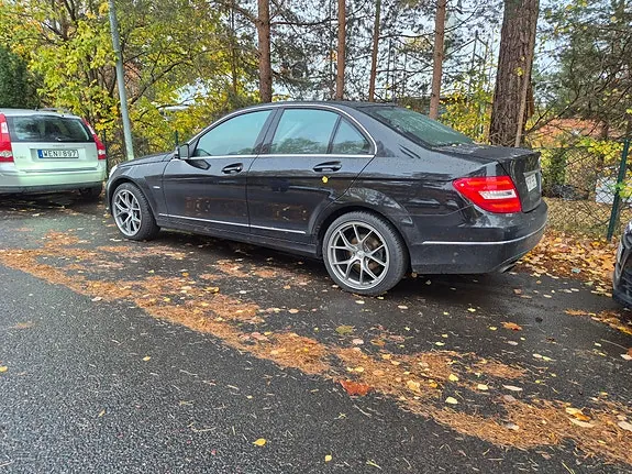 Mercedes-Benz C180 2012 photo 3