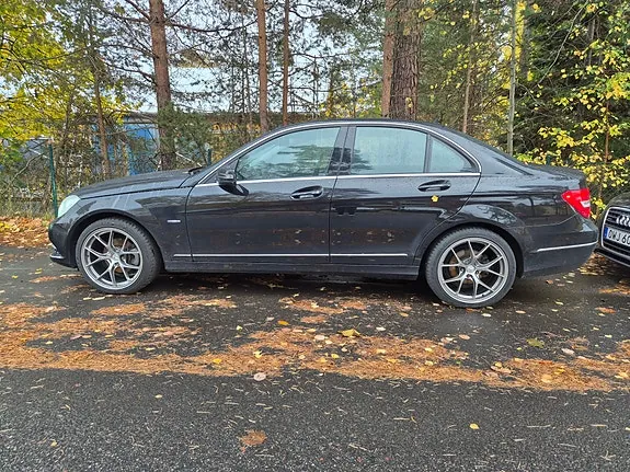 Mercedes-Benz C180