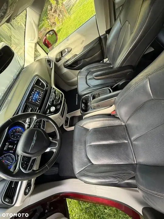 Chrysler Pacifica 2020 photo 3