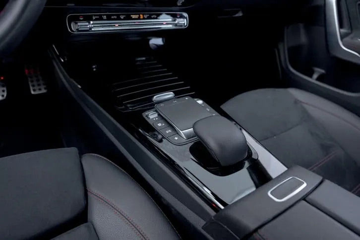 Mercedes-Benz Cla 2023 photo 3