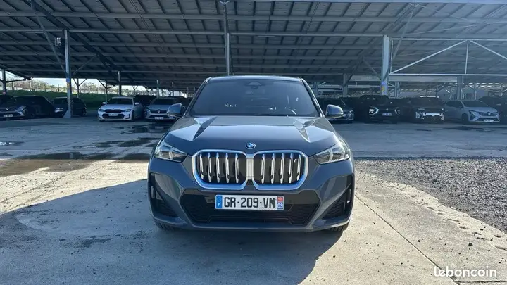 BMW Ix1 2023 photo 3