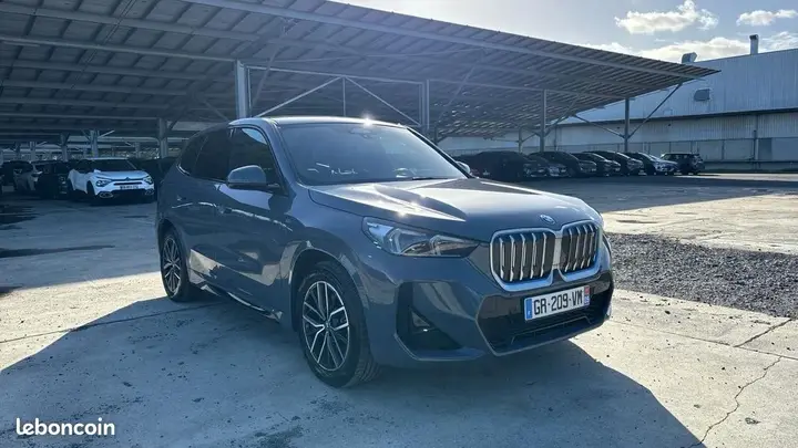 BMW Ix1 2023 photo 4