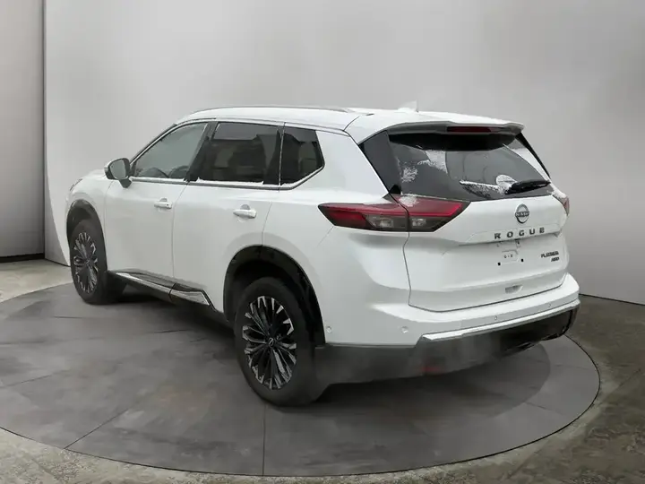Nissan Rogue 2024 photo 3