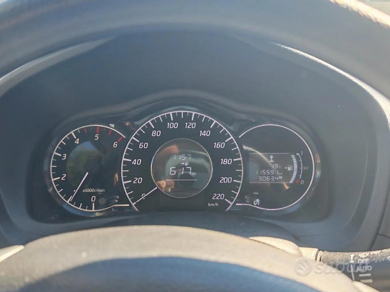 Nissan Note 2014 photo 5
