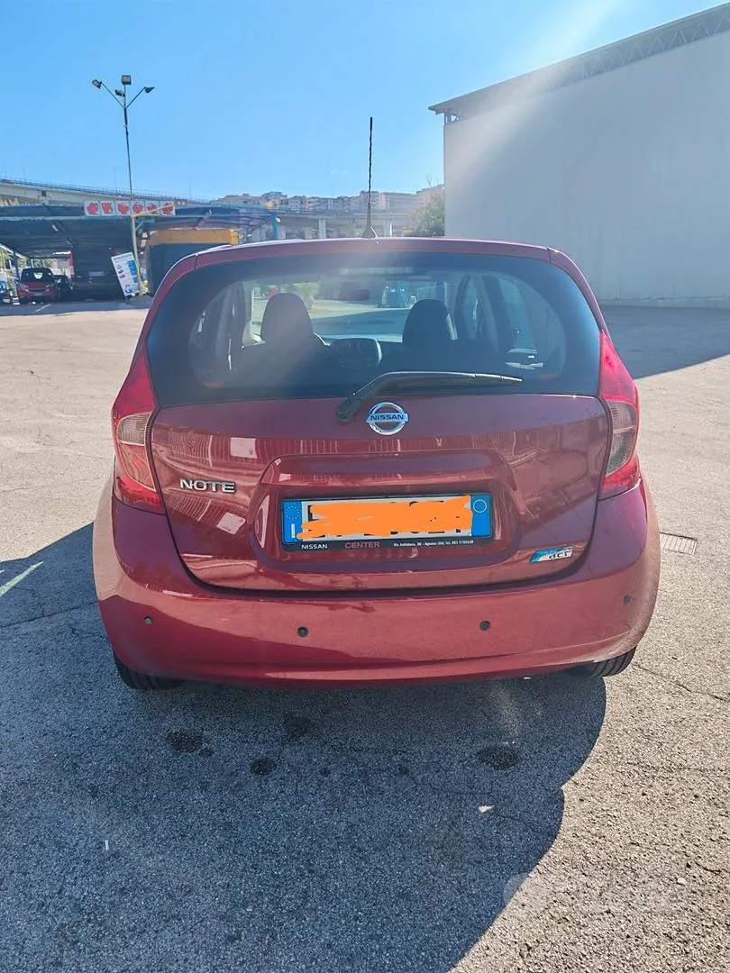 Nissan Note 2014 photo 3