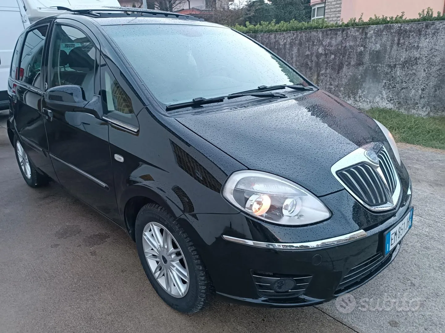 Lancia Musa 2012 photo 2