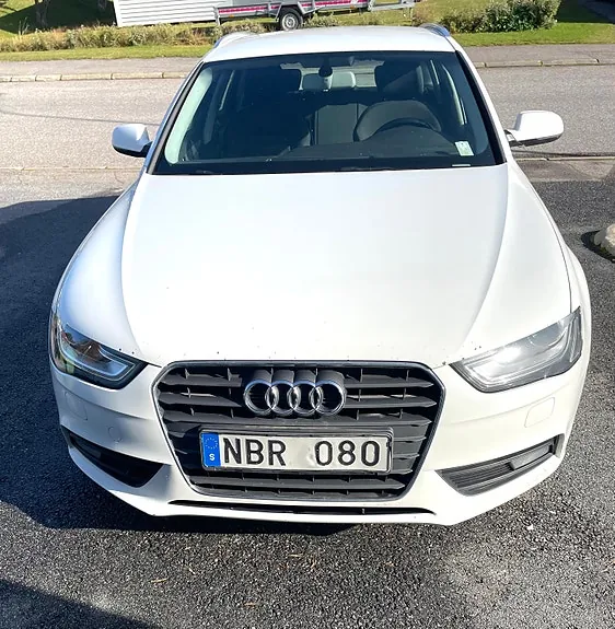 Audi A4 2013 photo 3