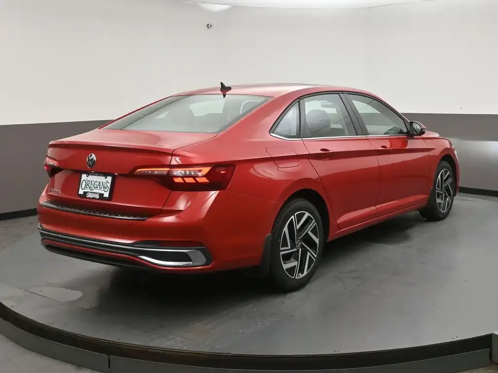 Volkswagen Jetta 2022 photo 3