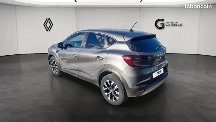 Renault Captur 2024 photo 3