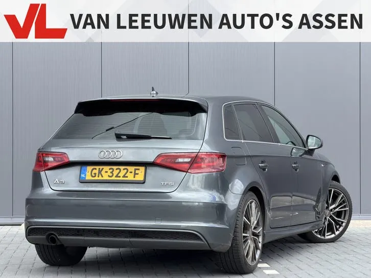Audi A3 2015 photo 2