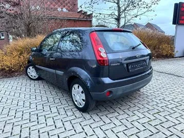 Ford Fiesta 2007 photo 3