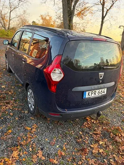 Dacia Lodgy 2015 photo 2