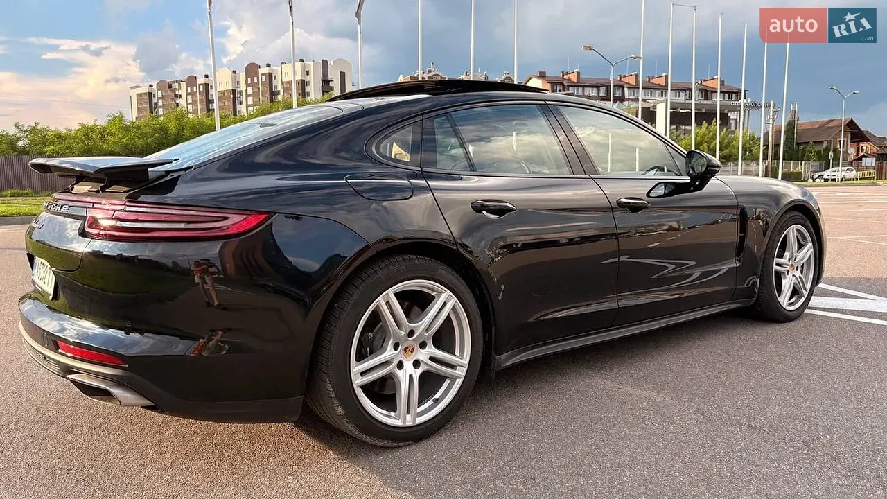 Porsche Panamera 2020 photo 5