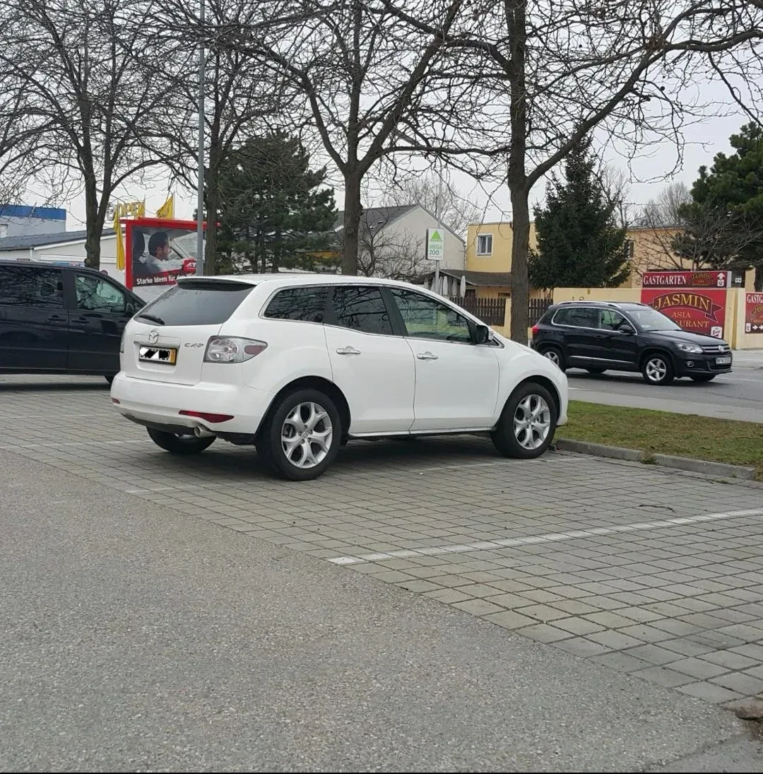 Mazda Cx-7 2010 photo 2