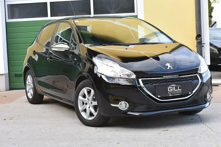 Peugeot 208 2015 photo 3