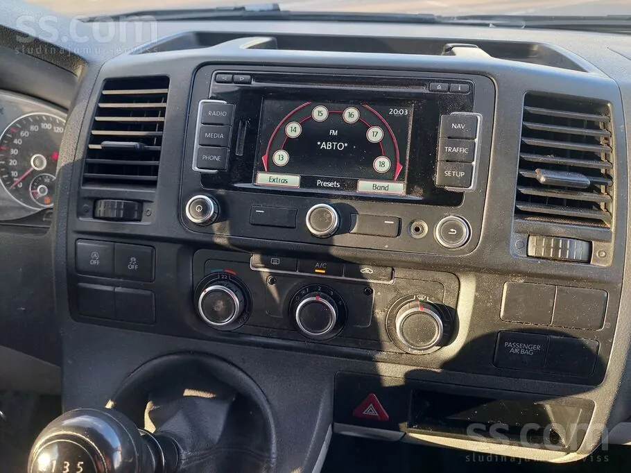 Volkswagen Transporter 2014 photo 5