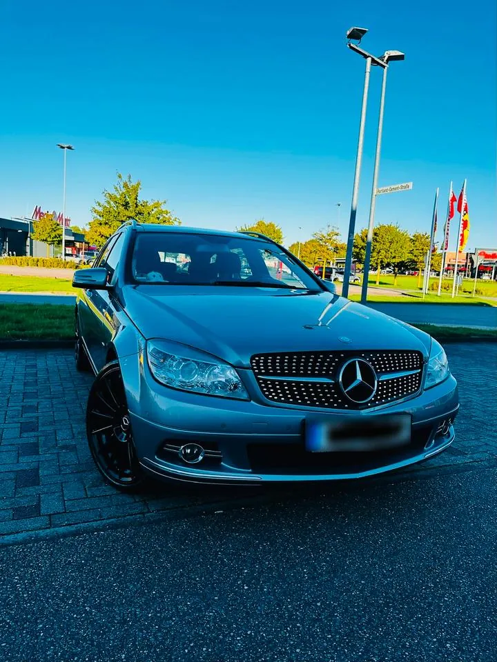 Mercedes-Benz C280